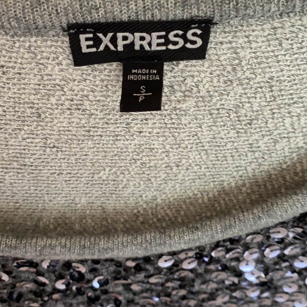 Express sweater - Picture 2 of 2